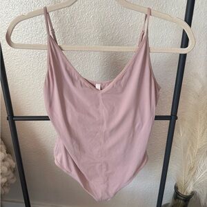 Aritzia adjustable pale pink bodysuit